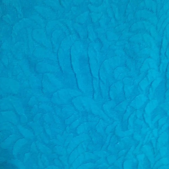 Green XL Top - Picture 3 of 3